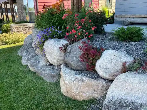 landscaping services Algona